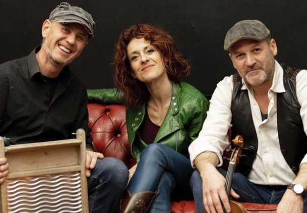 whiskey_ginger_trio_internet.jpg